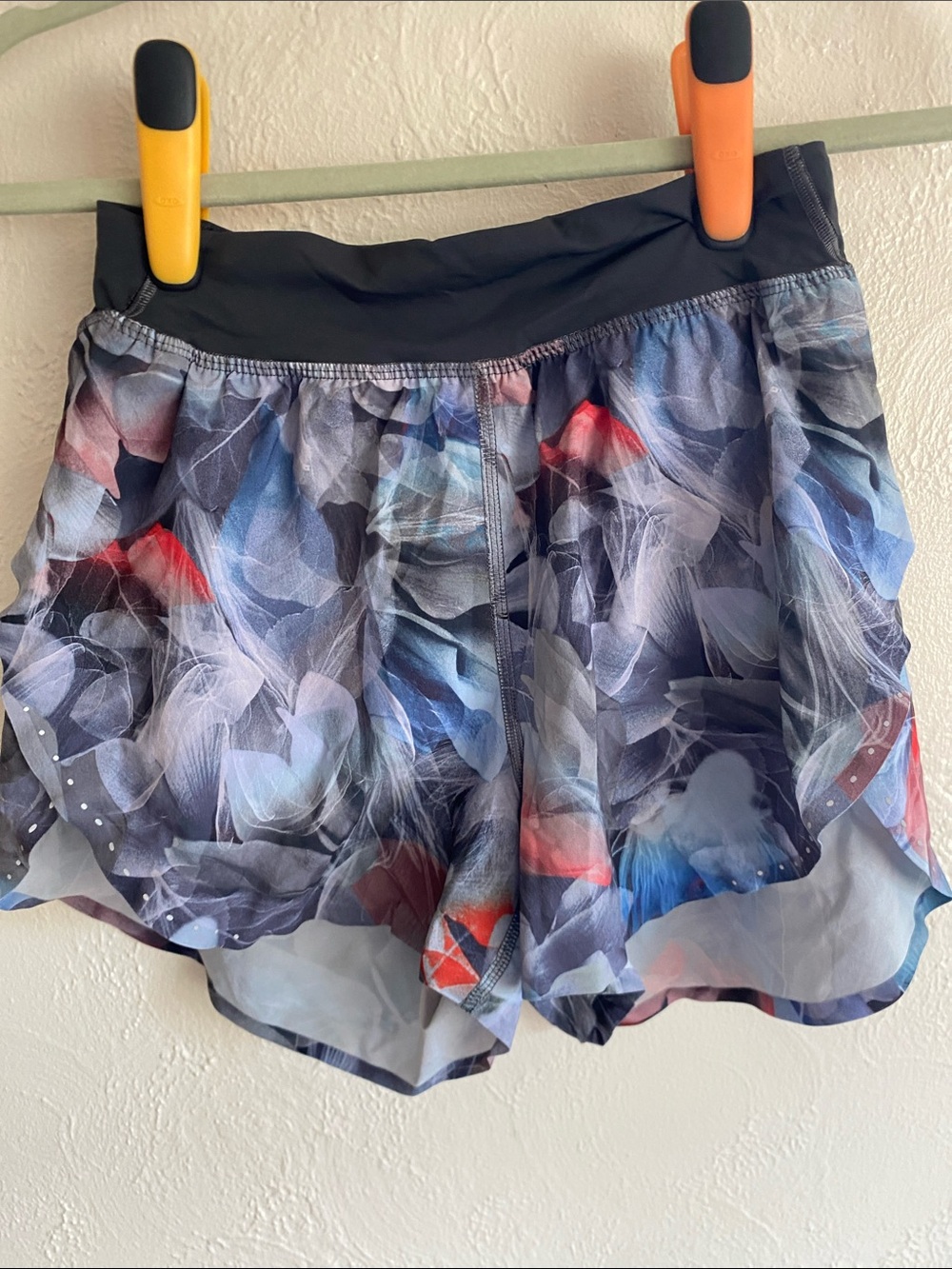 lululemon athletica Multicolor Printed Athletic Shorts with Black Waistband